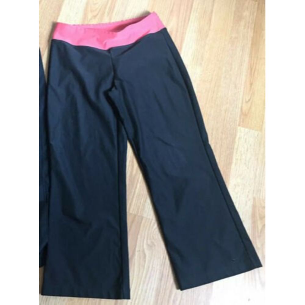 Nike Black/ Pink  Yoga Flared Pants XS